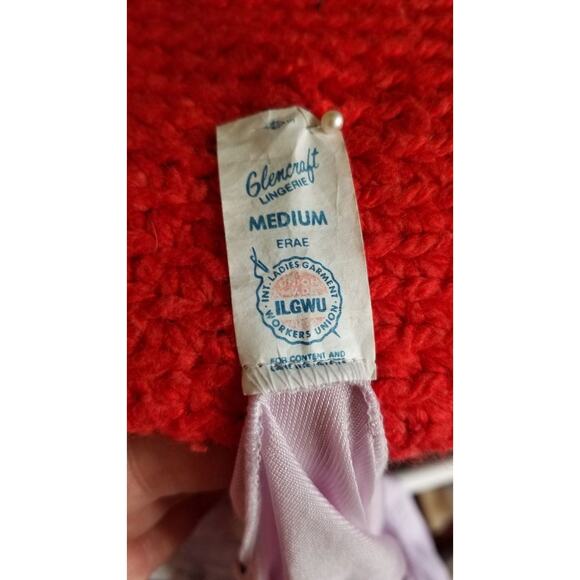 70s Vintage Glencraft Lavender Column Gown with a V-neck....down to there - M - Picture 7 of 7